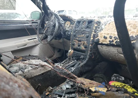 2005 Chrysler 300 Touring from USA, damaged, VIN 2C3JA53G15H592300